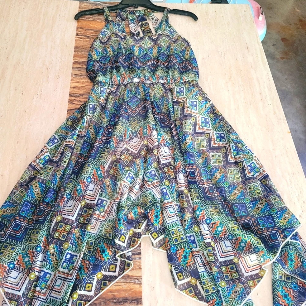 Juniors Dress size 4